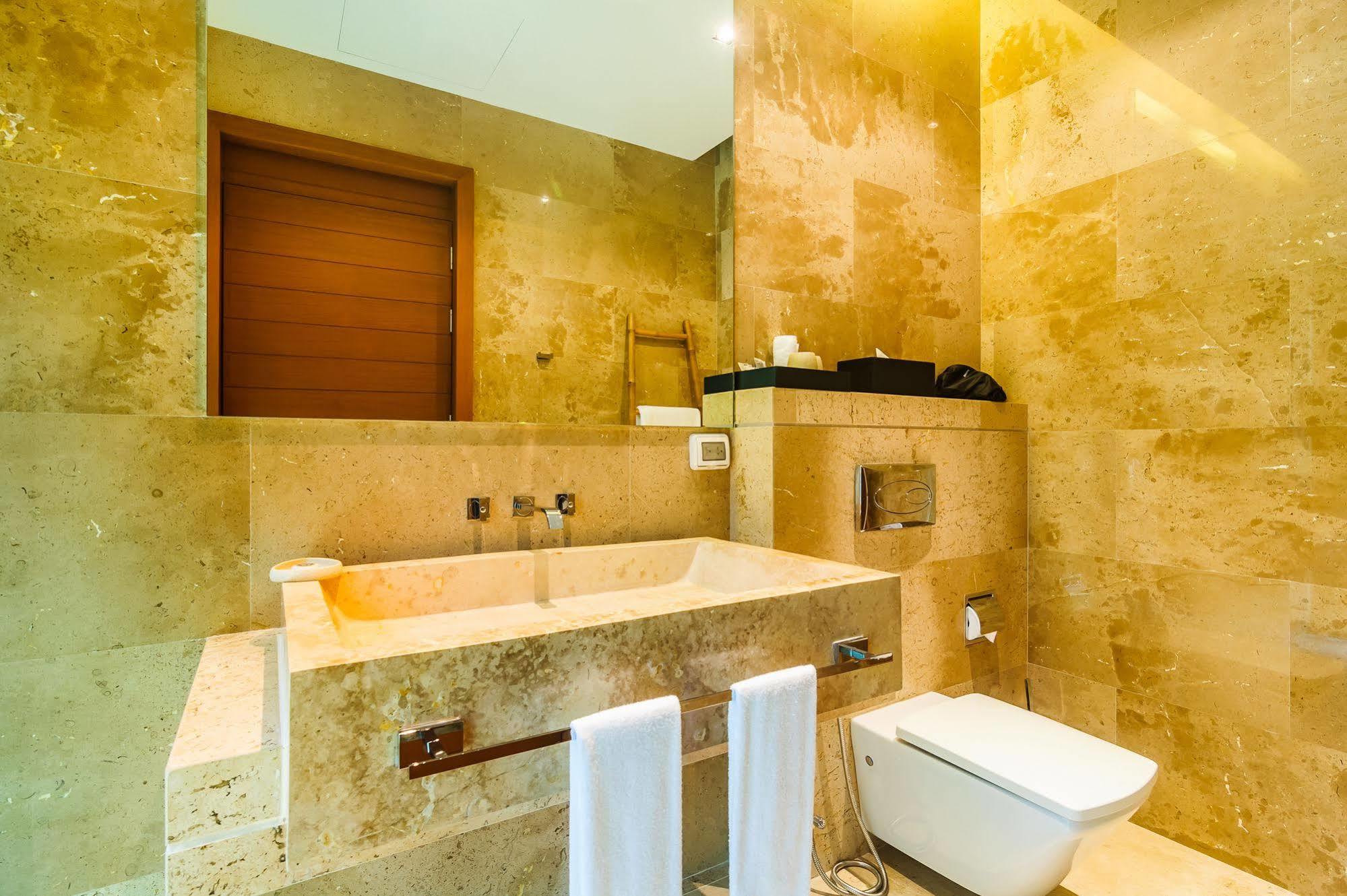 Elemental Villas Rawai Extérieur photo